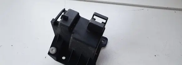 Ford B-MAX Rear bumper mounting bracket