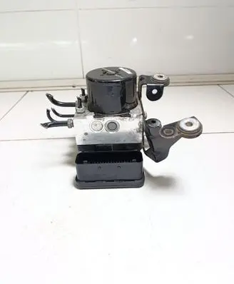 Volvo V60 ABS Pump P31329137 31329137 10021205434