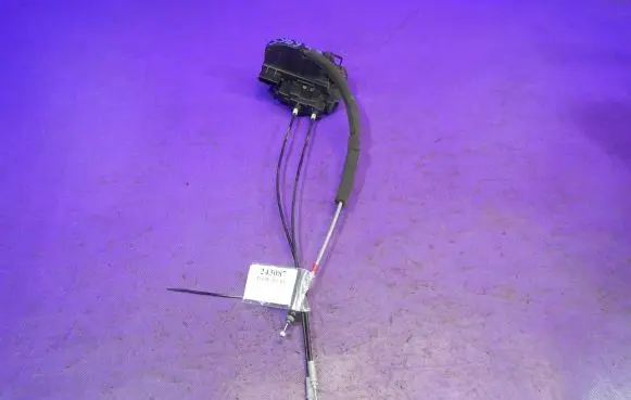 Nissan Tiida C11 Rear door lock