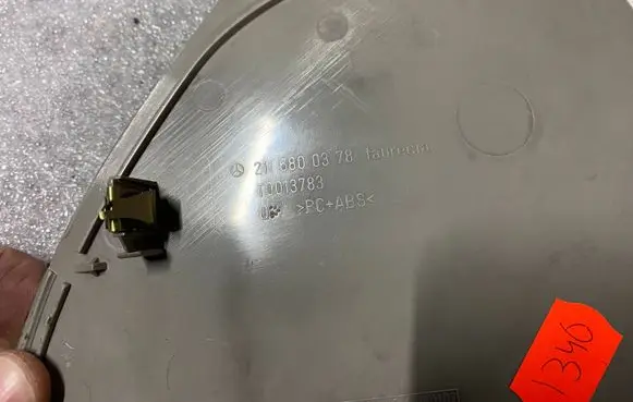 Mercedes-Benz E W211 Dashboard side end trim 2116800378