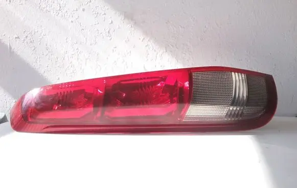 Nissan X-Trail T30 Rear/tail lights