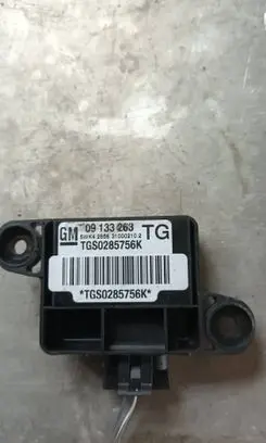 Opel Zafira A Airbag deployment crash/impact sensor 09133263 TGS0285756K