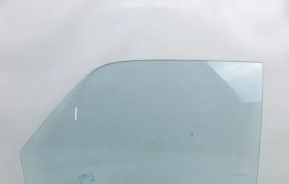 Toyota RAV 4 (XA10) Front door window/glass (coupe) 