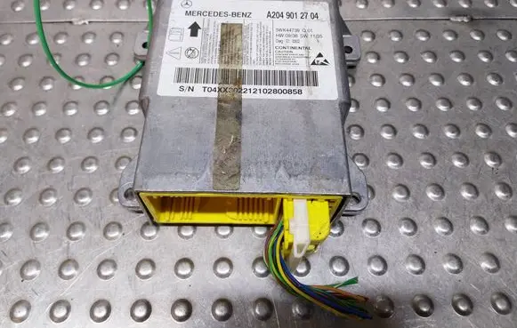 Mercedes-Benz C W204 Airbag control unit/module S26380784 A2049012704
