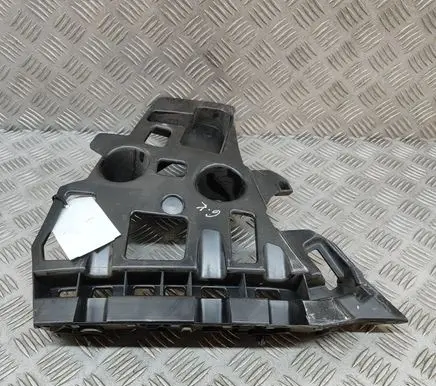 Citroen DS7 Crossback Rear bumper mounting bracket 9816048580