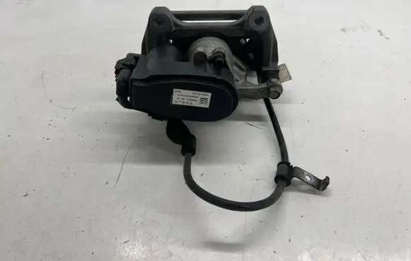 Tesla Model 3 Rear brake caliper 104462300H