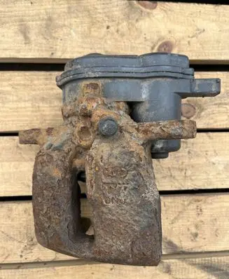Audi A5 8T 8F Rear brake caliper 32335478
