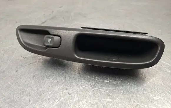 Volvo S60 Electric window control switch 9472275