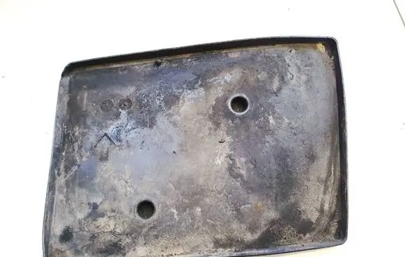 Battery box tray