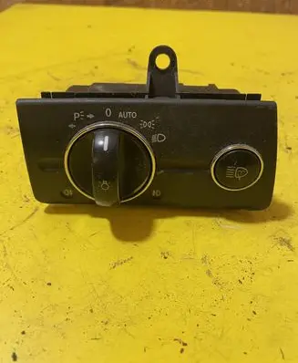 Mercedes-Benz E W211 Light switch 2115450104