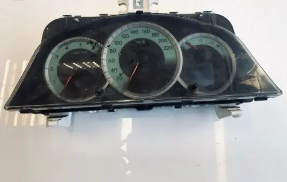 Toyota Corolla Verso AR10 Speedometer (instrument cluster) 838000f060l 83800-0f060-l