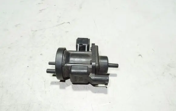 Mercedes-Benz A W168 Turbo solenoid valve A0005450427