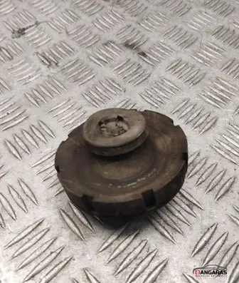 Volkswagen PASSAT B4 Rear coil spring rubber mount 8e0512149n