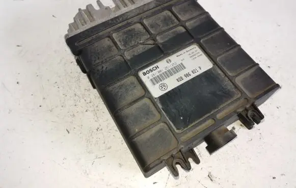 Volkswagen Sharan Engine control unit/module 028906021P 0281001251 0281001252