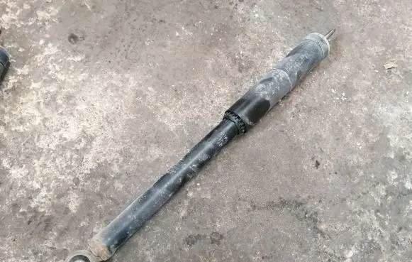 Volkswagen Up Rear shock absorber/damper