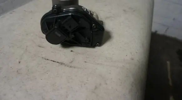 Ford Focus Throttle valve 0756540R 2S6UEB 2603051