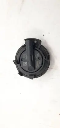 Volkswagen Tiguan Airbag deployment crash/impact sensor 5Q0959354 02822