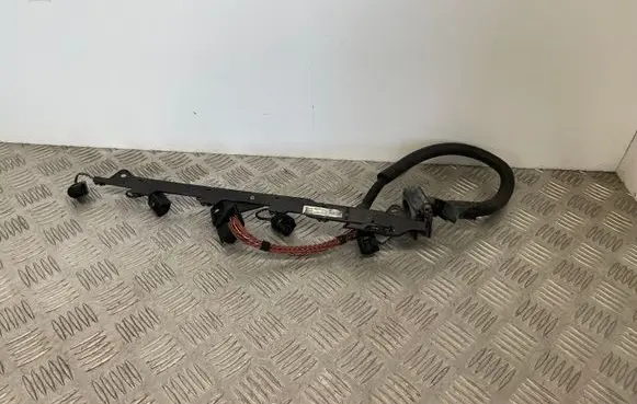 BMW 3 E90 E91 Fuel injector wires 7808234