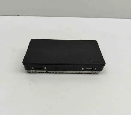 Hyundai Santa Fe Wireless charging module 95560S1000