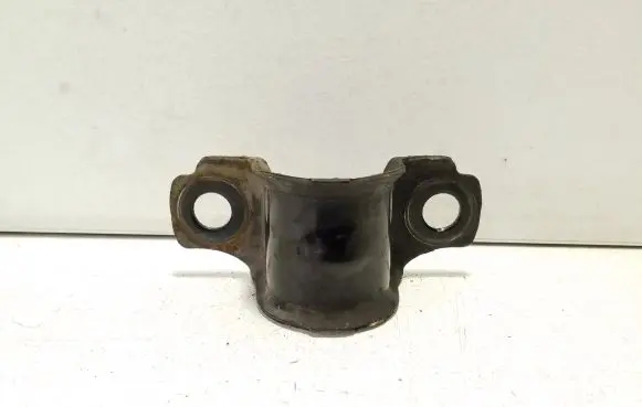 Land Rover Evoque I Sway bar bush bracket, front 