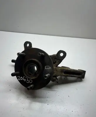 Honda CR-V Front wheel hub 
