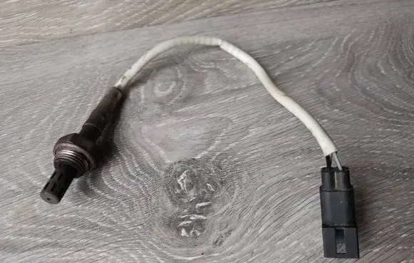 Ford Fusion Lambda probe sensor 96BB9F472-BA
