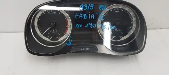 Skoda Fabia Mk3 (NJ) Speedometer (instrument cluster) 6v0920743