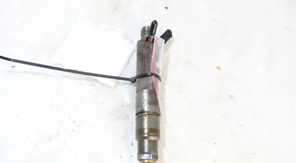 Skoda Octavia Mk1 (1U) Fuel injector