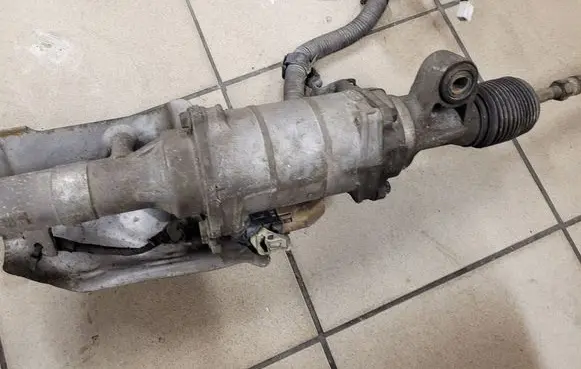 Mazda 6 Steering rack
