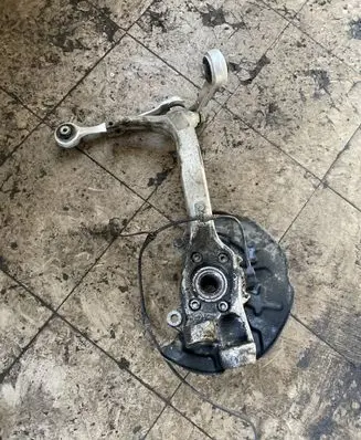 Audi A4 S4 B6 8E 8H Front wheel hub spindle knuckle