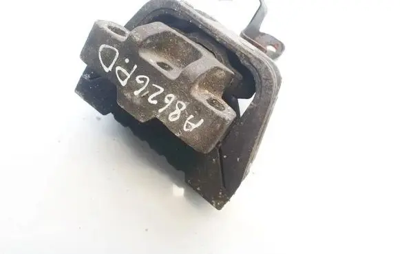 Volkswagen Golf V Engine mount bracket 1k0199262