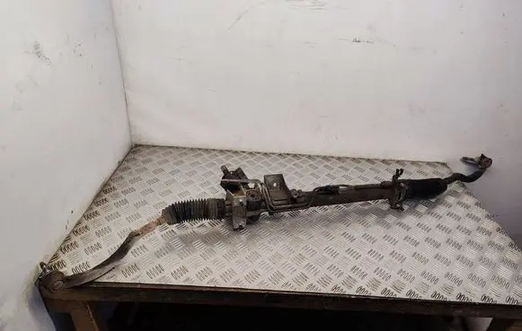 Volvo V70 Steering rack 8671243