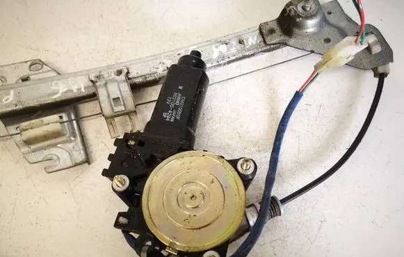 Mazda 323 F Front door window regulator motor 8621004294