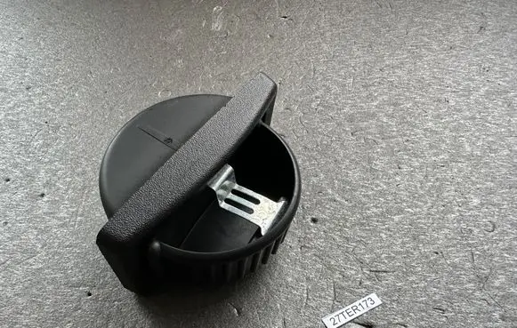 Nissan Terrano Ashtray (rear) 965201F200