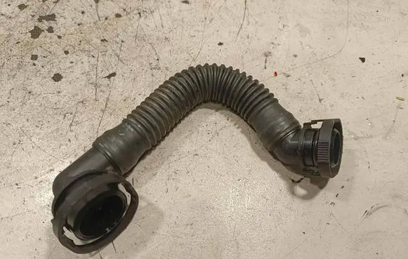 Audi Q7 4M Breather/breather pipe/hose 