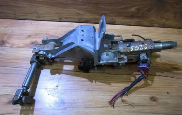 Seat Ibiza III (6L) Steering wheel axle 9810f04132 9q0419250b