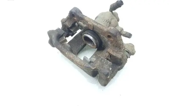 Honda CR-V Rear brake caliper
