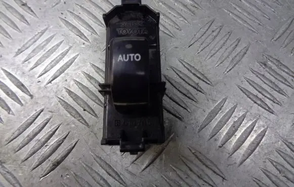 Toyota Corolla Verso E121 Quarter vent window switch 