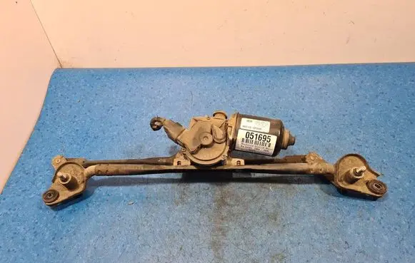 KIA Cerato Front wiper linkage and motor 98110-2F000