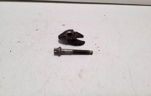 Peugeot Expert Fuel Injector clamp holder 