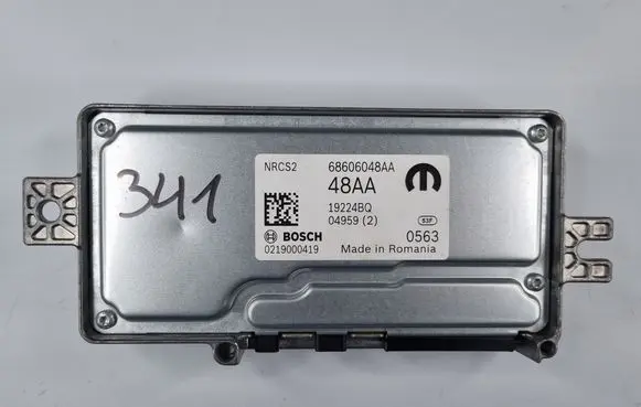 Jeep Grand Cherokee WL Camera control unit module 68606048AA P68606048AA