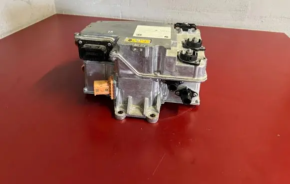 BMW iX Voltage converter inverter 5A73E28 61445A73E28