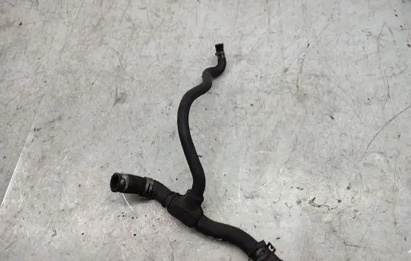 Opel Signum Engine coolant pipe/hose 24461875