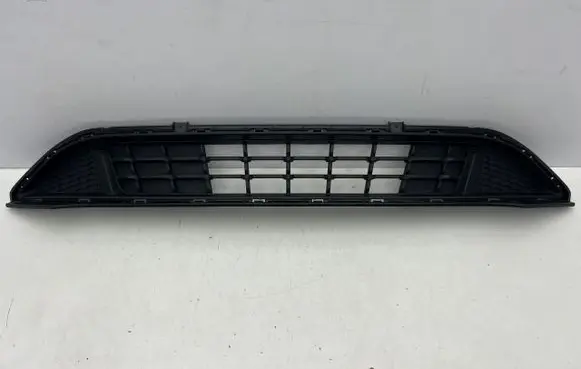 Hyundai i10 Front bumper lower grill 86531K7000