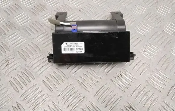 KIA Xceed Aerial antenna amplifier 96240J7000