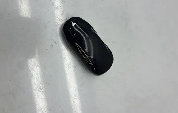 Tesla Model S Ignition key/card 1046142-00-B 104614200B A0749G01M
