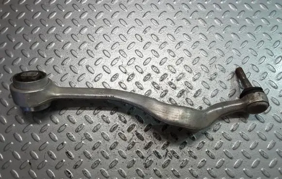 BMW 5 E39 Front control arm 1141718