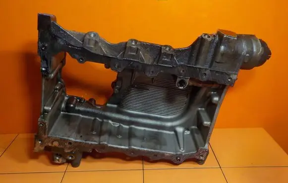 Nissan Navara D23 Oil sump 110170567R