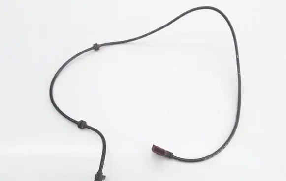 Mercedes-Benz C W204 ABS rear brake sensor A2045400317