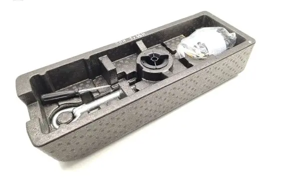 Opel Astra J Tool set 13429560 000188441
